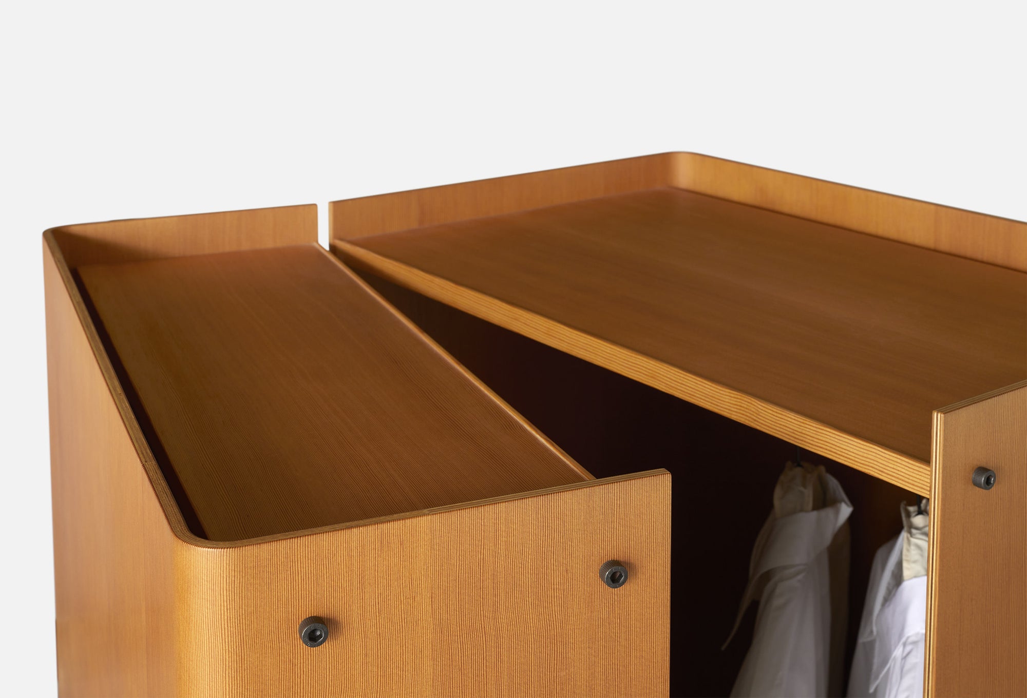 Roller Cabinet in Oregon pine