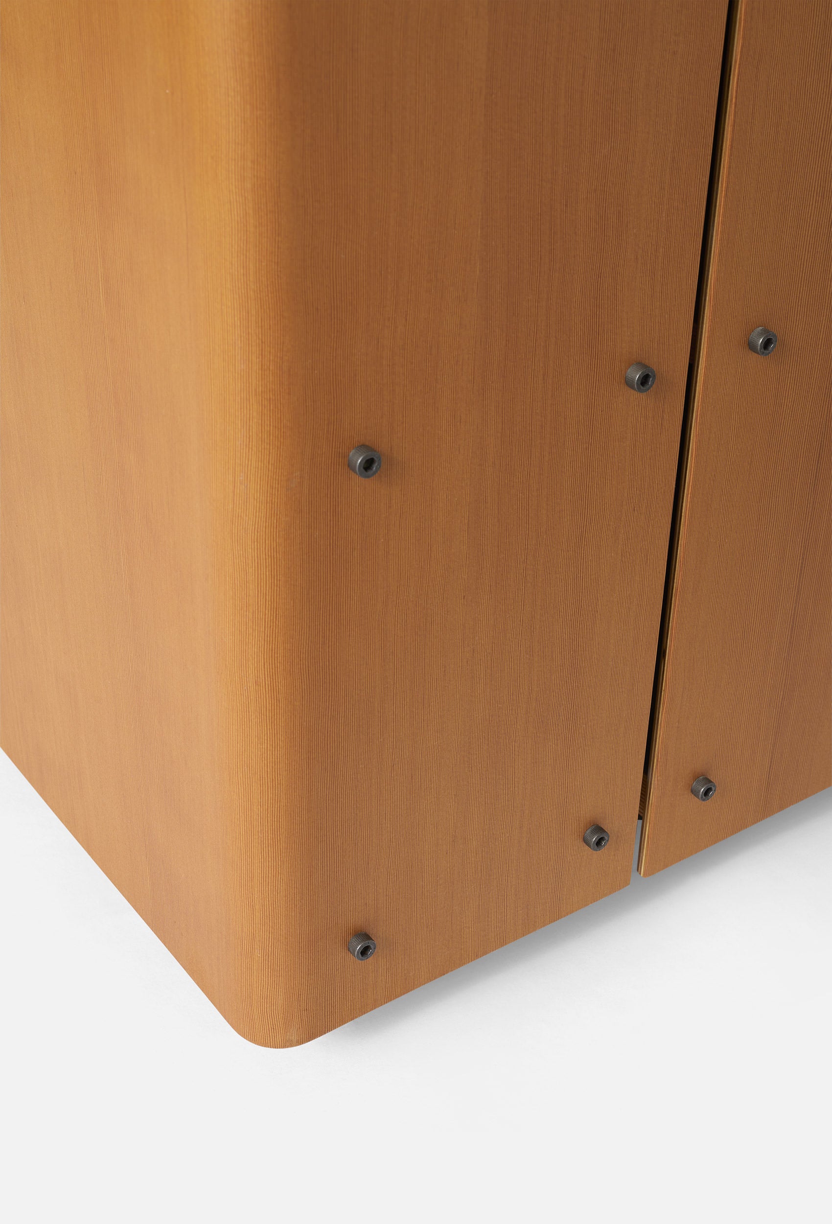 Roller Cabinet in Oregon pine